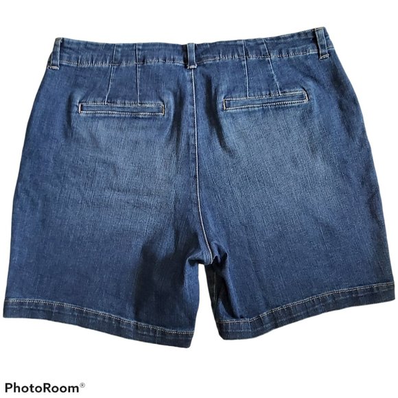 NWOT Lee Womens Regular Fit Chino Walkshort jeans - Picture 4 of 8